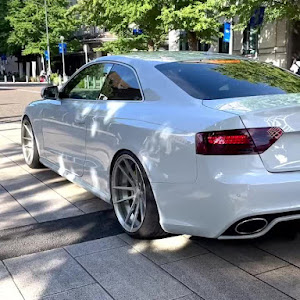 RS5 クーペ B8