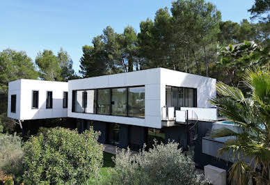 Maison avec piscine et terrasse 20