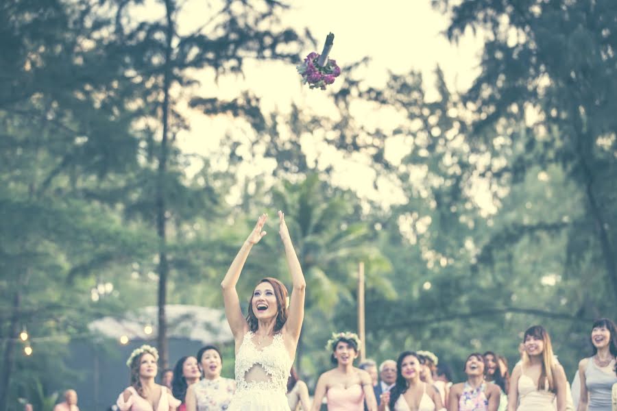 Fotógrafo de casamento Noi Chanthasri (noi-photography). Foto de 8 de julho 2019