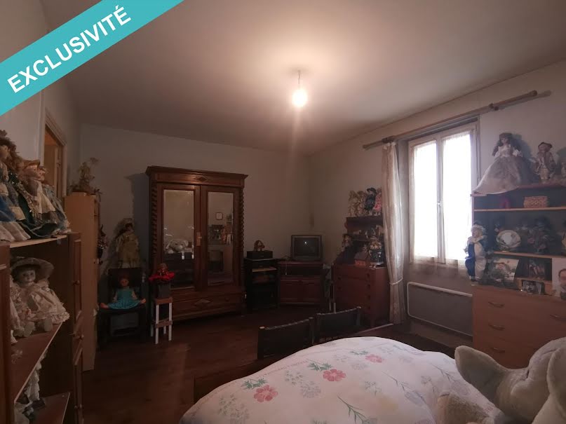 Vente maison 3 pièces 104 m² à Chepniers (17210), 125 000 €