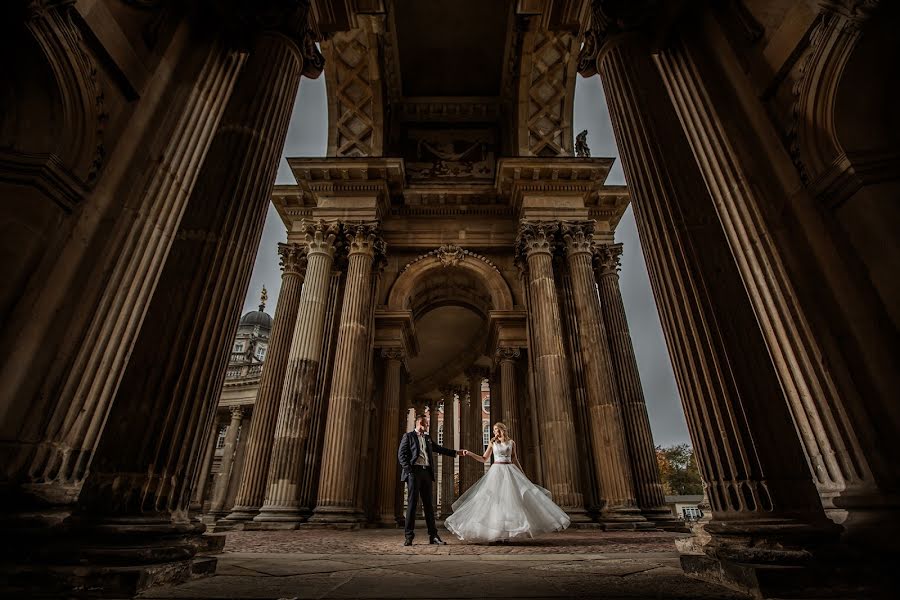 Wedding photographer Marcin Szwarc (szwarcfotografia). Photo of 20 March 2019