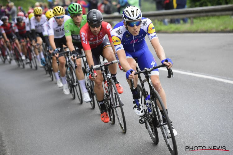 Lefevere déçu particulièrement par le départ de deux coureurs : "Vermote pensait que j'allais le retenir. Il en a pleuré"