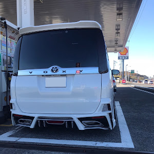 ヴォクシー ZRR80W