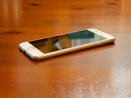 iPhone 6 (Model A1586)