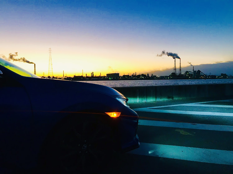 シビックのシビックハッチバック・夕焼け・2018ベストショット・仕事納め・仕事帰りに関するカスタム事例の投稿画像2枚目