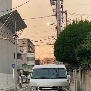 ハイエースバン