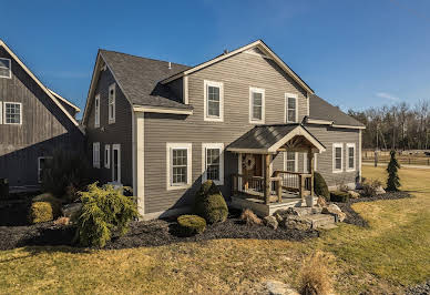 Farmhouse with garden 1