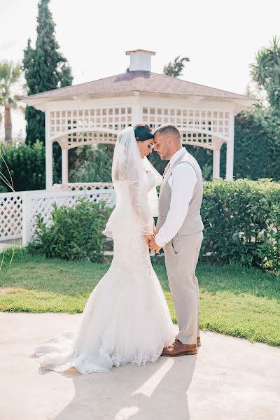 Fotógrafo de casamento Veronika Maxantova (6mpvh7z). Foto de 26 de fevereiro