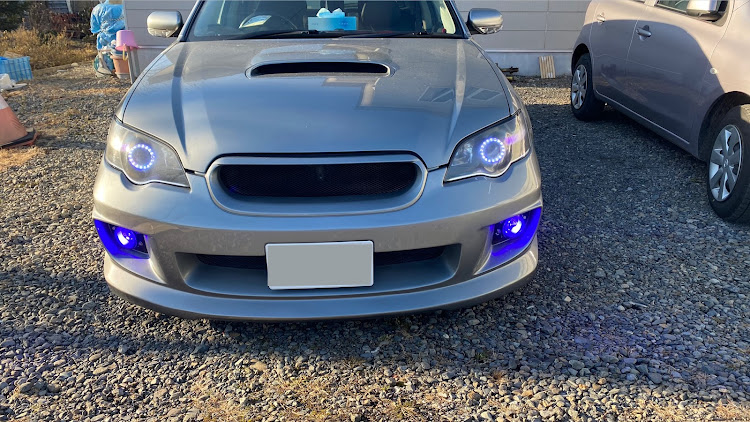 レガシィツーリングワゴンの車が好きな人と繋がりたい・シート交換・フォグランプ交換に関するカスタム事例の投稿画像5枚目