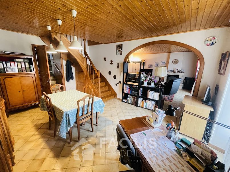 Vente maison 5 pièces 120.29 m² à Ronsenac (16320), 159 000 €