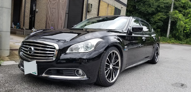 シーマの愛車旅立っていきました・次のオーナーさんは・資金不足・やっぱシーマなしは寂しい・ミニバンを何にするかに関するカスタム事例の投稿画像4枚目