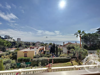 appartement à Cannes la bocca (06)