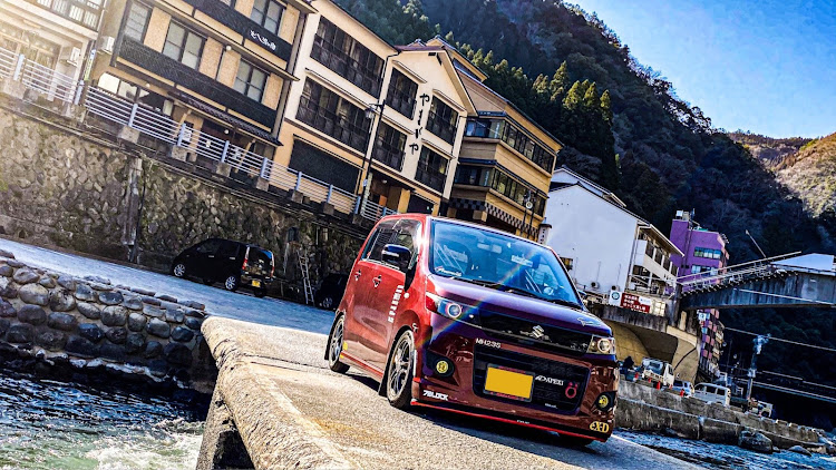 スカイラインクーペの杖立温泉へ行きます・いまきん食堂・過去車ですいません😅・スカクーで見たい景色がそこにあるに関するカスタム事例の投稿画像5枚目