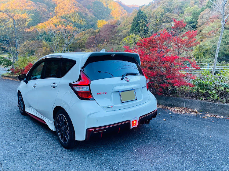 ノートの#日産・#Nissan・#ノートニスモ・ノートニスモe-power・紅葉と愛車に関するカスタム事例の投稿画像8枚目
