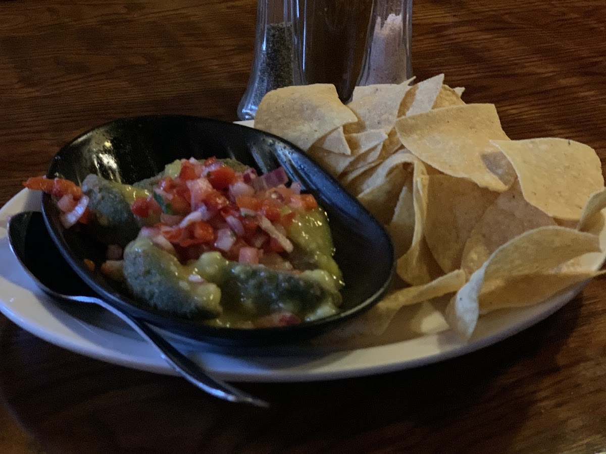 Fried guacamole