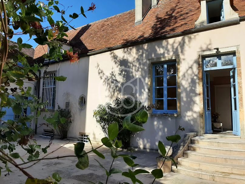 Vente hôtel particulier 15 pièces 308 m² à Semur-en-Auxois (21140), 520 000 €