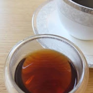 Knutsen Petite Cafe 肯努森咖啡