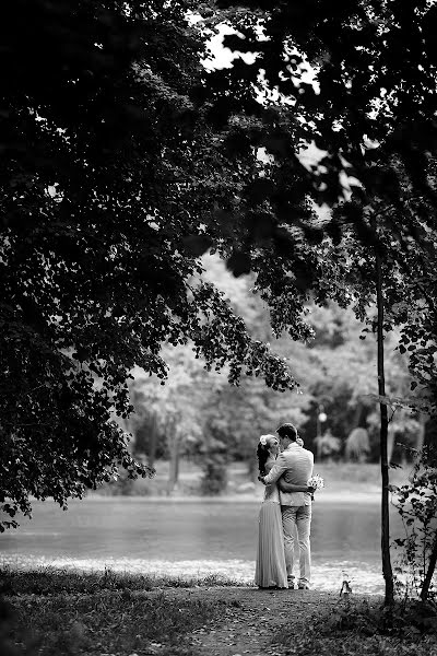 Fotógrafo de casamento Oleg Zaycev (olegzaicev). Foto de 10 de fevereiro 2014