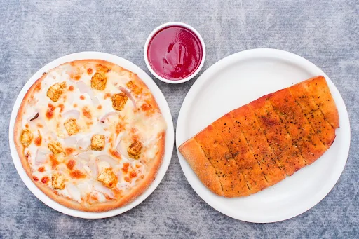 Paneer And Onion Pizza [7 Inches] With Garlic Bread