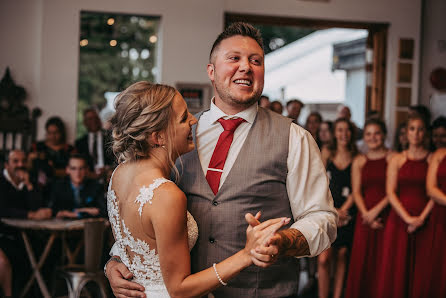 Wedding photographer Heather Stone (tulleandtweedvic). Photo of 13 November 2019