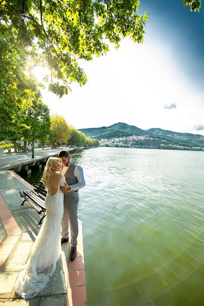 Fotógrafo de bodas Kostis Karanikolas (photogramma). Foto del 20 de octubre 2020