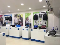 Dell Exclusive Store photo 2