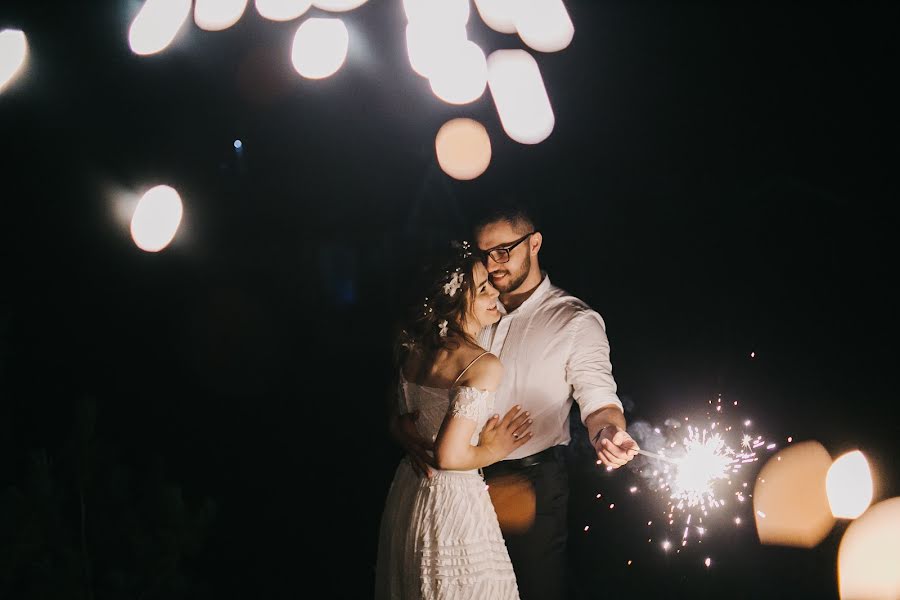 Fotógrafo de casamento Denis Kalinkin (deniskalinkin). Foto de 6 de janeiro 2017