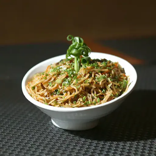 Veg Hakka Noodles