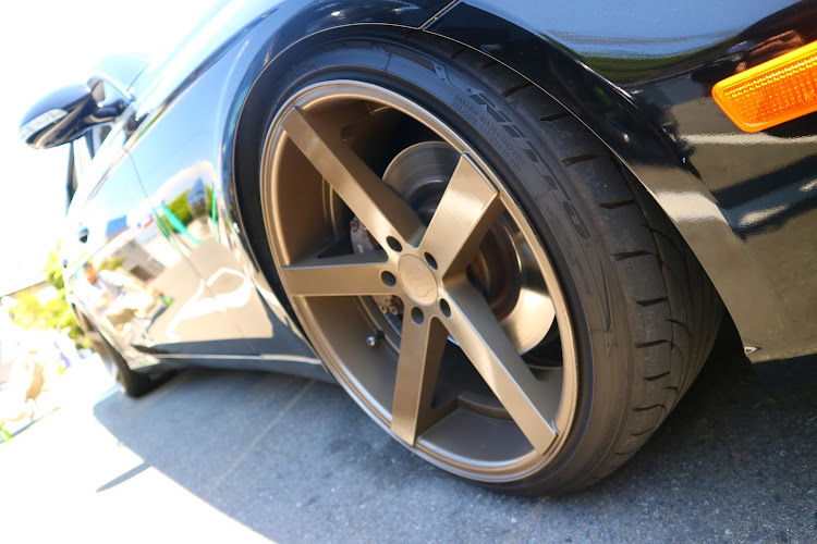Cクラス セダンのコラボ撮影・ベンツ乗り・洗車・最高の思い出・ひそかにめっちゃ日焼けしたに関するカスタム事例の投稿画像5枚目