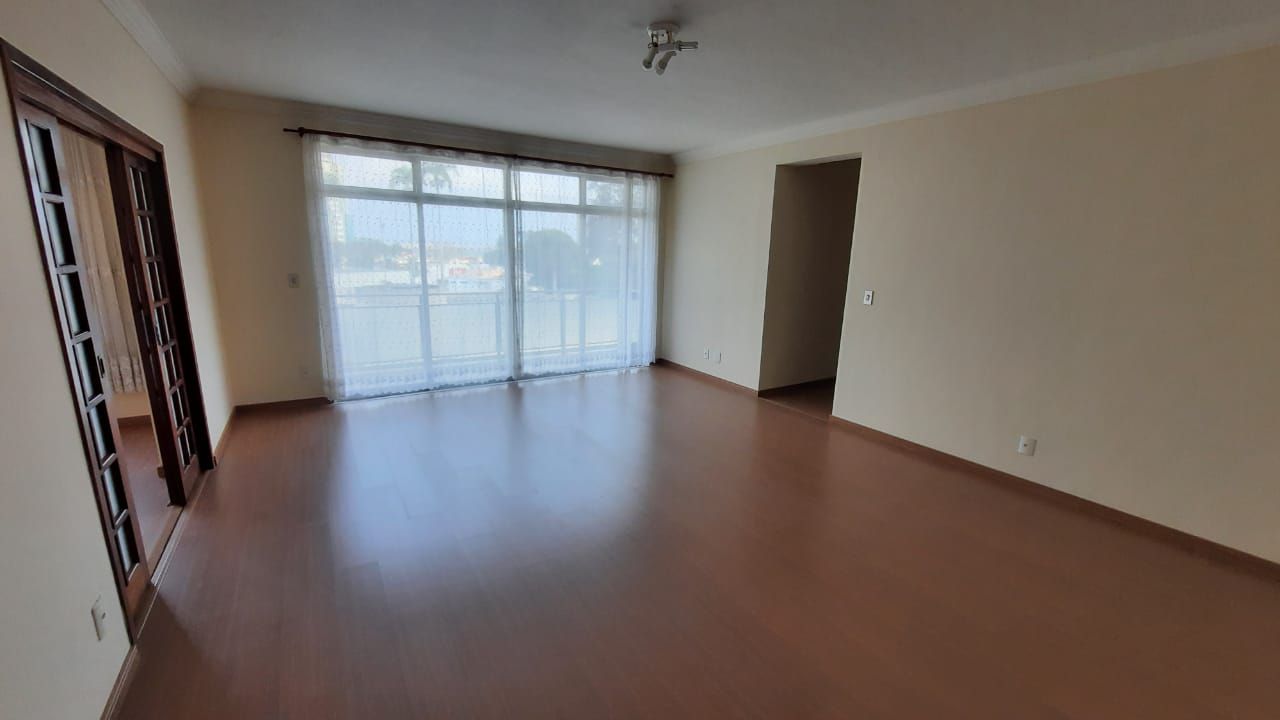 Apartamentos à venda Vila Adyana