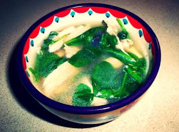 Low-Cal Lemony Chicken Spinach Soup