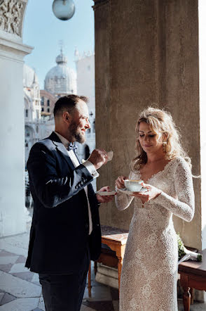 Fotografo di matrimoni Anna Sincini (romember). Foto del 1 maggio