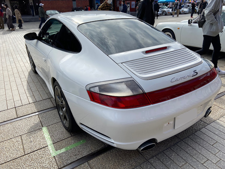 yutaka_himuroさんが投稿した赤レンガ倉庫・ポルシェのイベント・ポルシェ911ターボ・ポルシェ944S2・RUF CRに関するカスタム事例の投稿画像12枚目