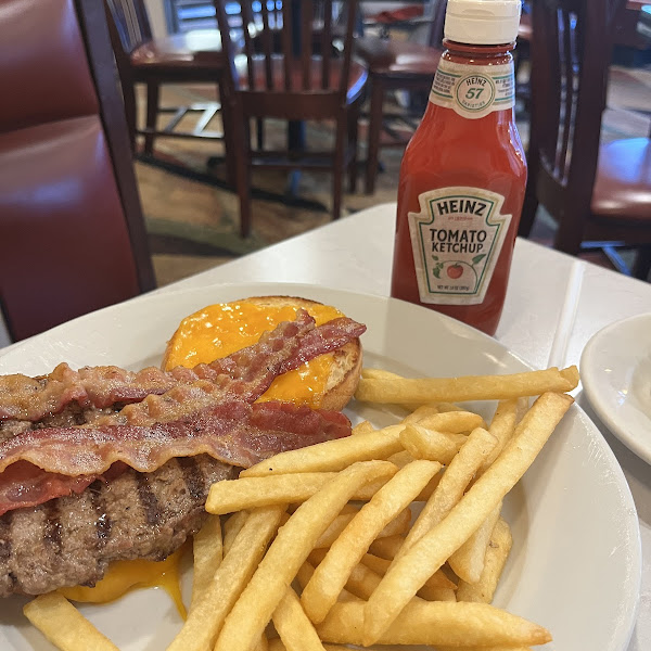 Gluten-Free Fries at Fountain Diner-Restaurant