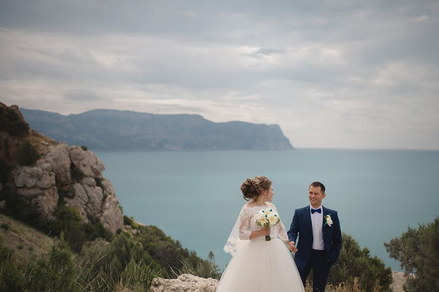 Photographe de mariage Aleksandra Suvorova (suvorova). Photo du 5 juillet 2017