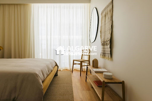 Appartement avec terrasse et piscine 4