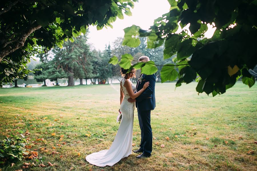 Fotografo di matrimoni Marina Fedosova (fedosovaphoto). Foto del 12 settembre 2018