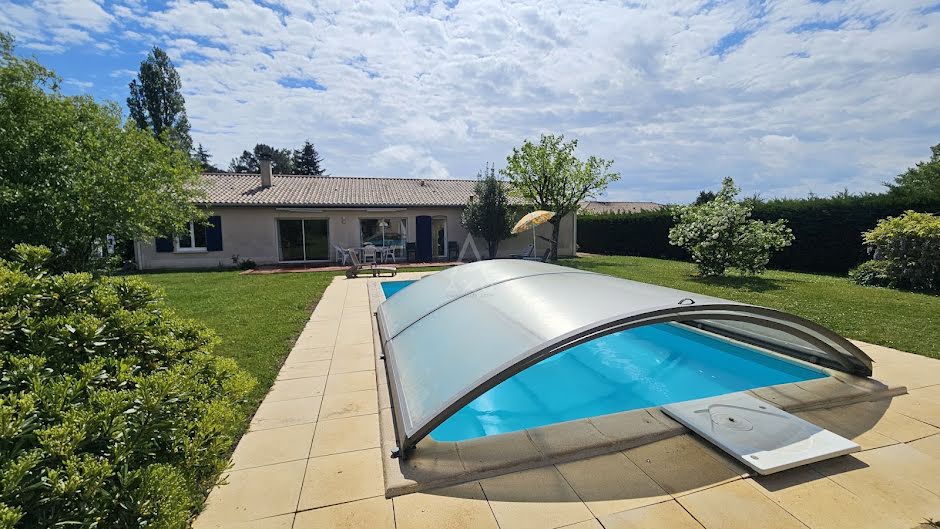 Vente maison 6 pièces 154 m² à Saint-Genès-de-Fronsac (33240), 345 000 €