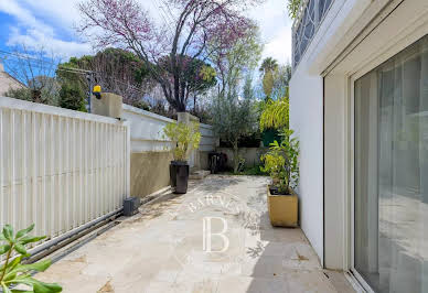 Maison avec piscine et jardin 1