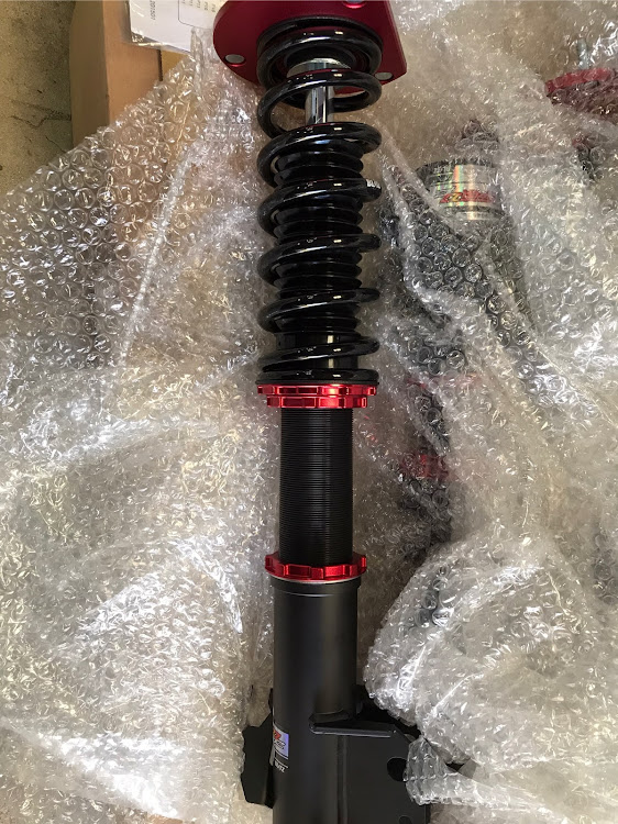 インプレッサのBLITZ DAMPER ZZ-Rに関するカスタム事例の投稿画像1枚目