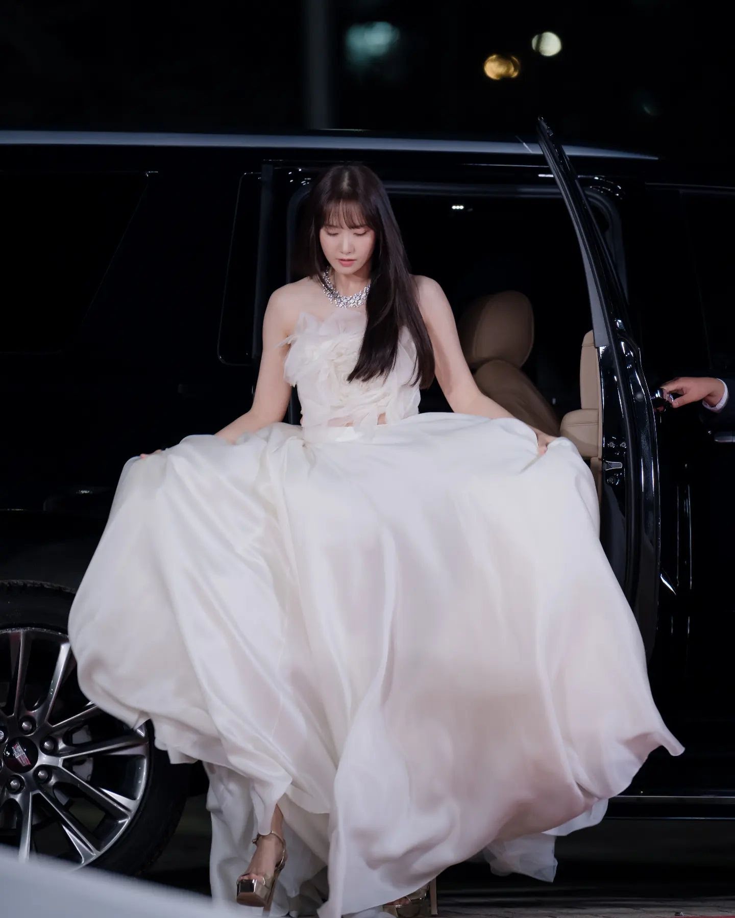 girls generation yoona 43rd blue dragon film awards princess dress @ssenffl ig