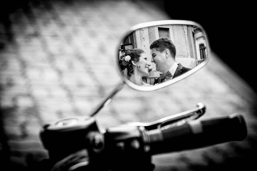 Wedding photographer Stefan Droasca (stefandroasca). Photo of 17 November 2015