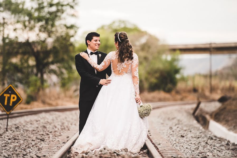 Fotógrafo de casamento Ailton Pimenta (ailtonpimenta). Foto de 28 de julho 2015