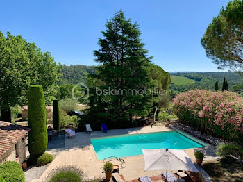 maison à Saint-Paul-en-Forêt (83)