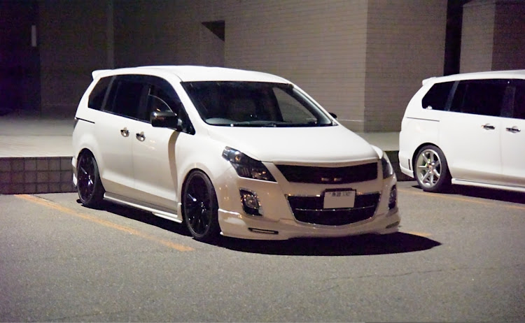 MPVのnight photography・2023ベストショット6月・越後七裏拳・まだまだ現役!!Mazda MPV 全国 MT・一眼デビューの年に関するカスタム事例の投稿画像2枚目