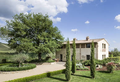 Farmhouse with pool 5