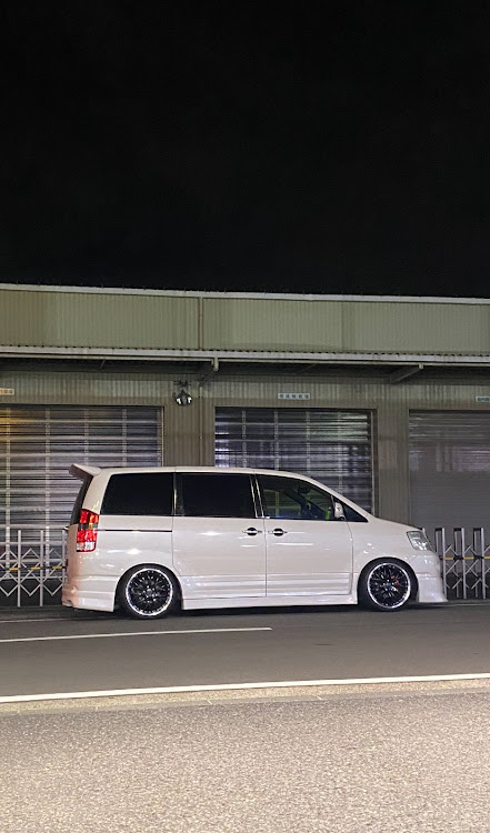 ノアのReliable crew・プラグ交換・写活・ヘッドライト磨き✨に関するカスタム事例の投稿画像4枚目