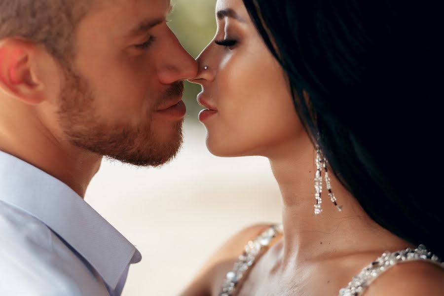 Wedding photographer Vladislav Nekrasov (stepmystep). Photo of 17 March 2019