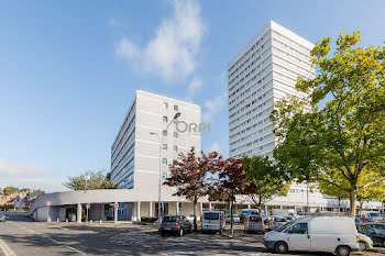 parking à Mons-en-Baroeul (59)