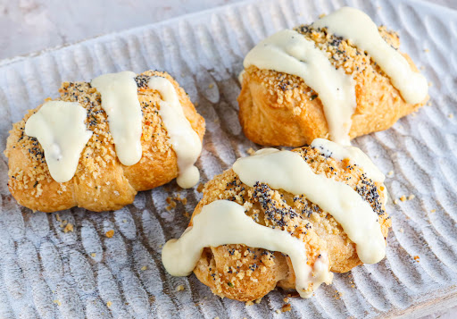 A platter of Creamy Chicken Pillows.